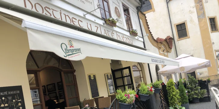 Až 1 500 Kč na vše U Zlaté hvězdy a v bistru N°4: steaky, mořské speciality, česká jídla i vinný bar