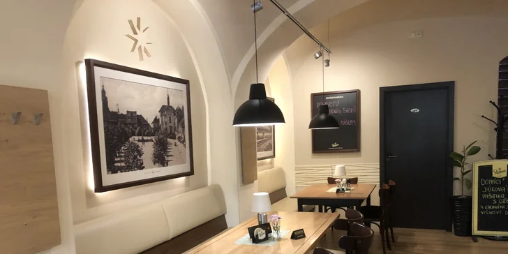 Až 1 500 Kč na vše U Zlaté hvězdy a v bistru N°4: steaky, mořské speciality, česká jídla i vinný bar
