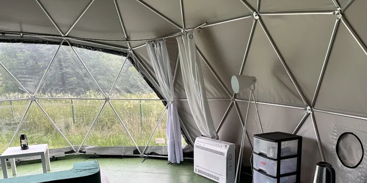 Glamping v kopuli nebo moderní stodola až pro 12 osob u Karpacze