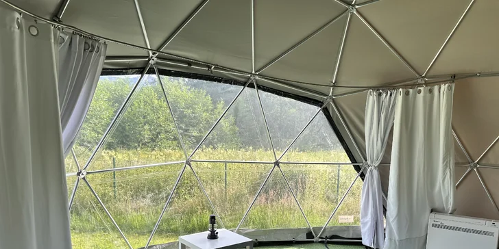 Glamping v kopuli nebo moderní stodola až pro 12 osob u Karpacze