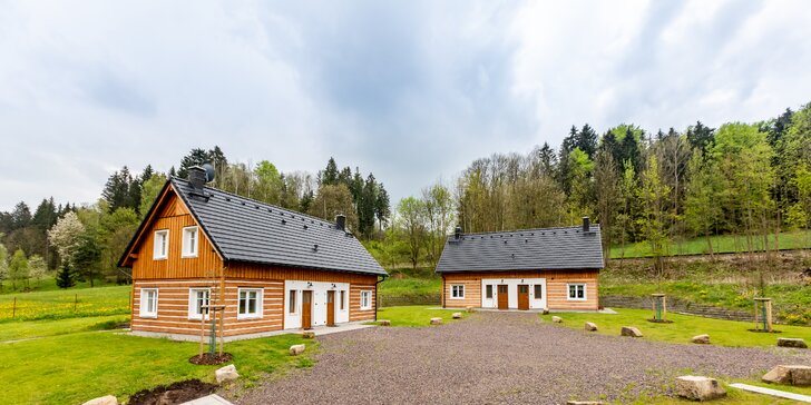 V srdci krásné přírody Adršpachu: stylové ubytování v moderní chalupě