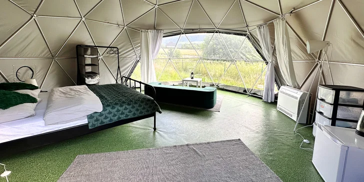 Glamping v kopuli nebo moderní stodola až pro 12 osob u Karpacze