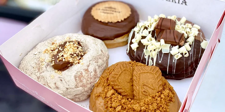 Malý či velký Surprise box: výběr 4 nebo 6 nejlepších donutů ve městě