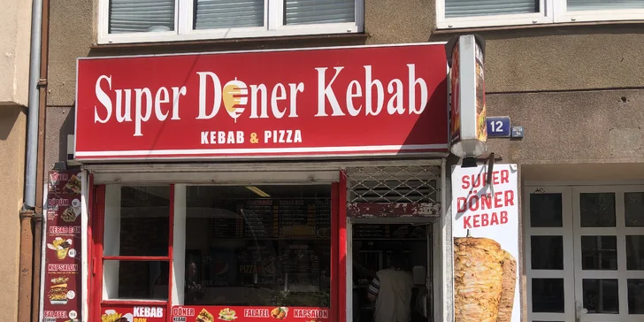 Dürum kebab s masem dle výběru i ovčím sýrem a nápojem v Holešovicích