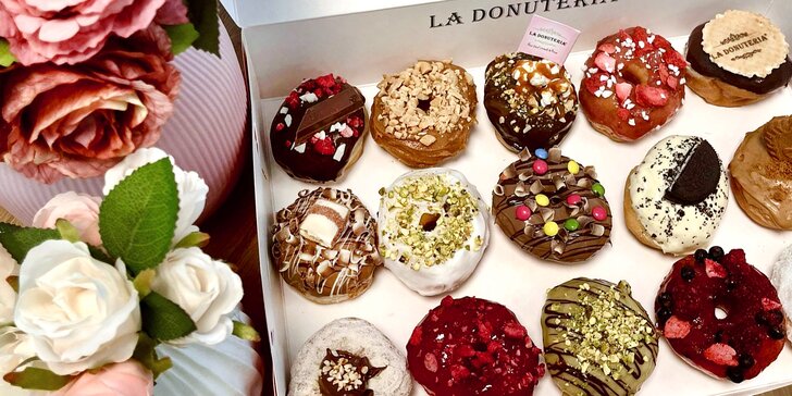 Degustační boxy mini donutů: 9 nebo 15 nejlepších plněných i neplněných druhů