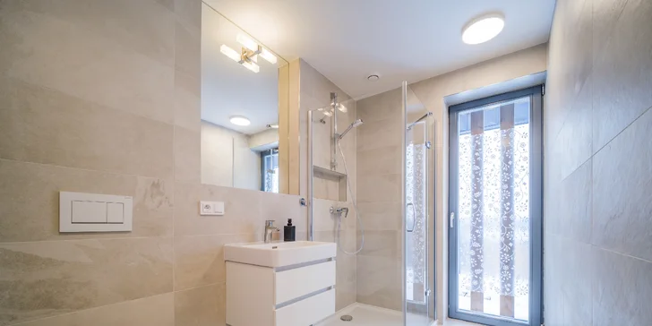 Moderní apartmán v přírodě u Lipna až pro 10 osob