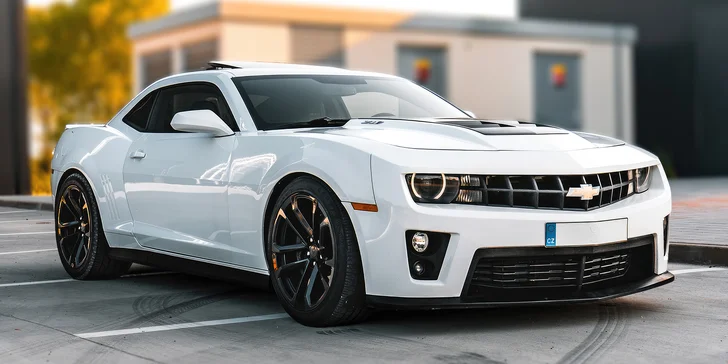 Jízda a spolujízda v Chevroletu Camaro ZL1: více než 600 koní, 20–60 minut s neomezeným nájezdem km