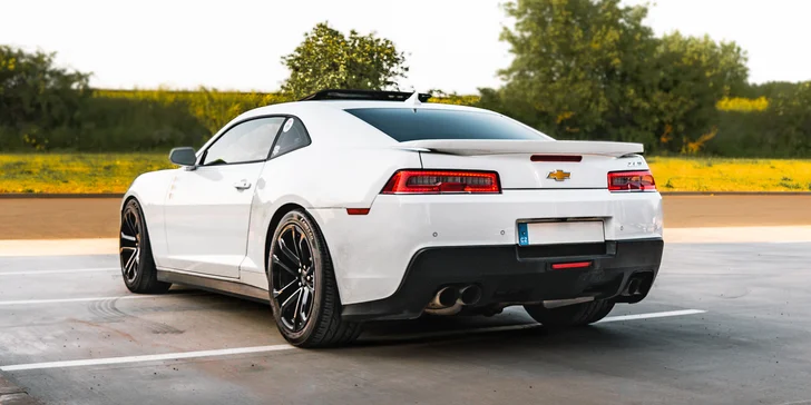 Jízda a spolujízda v Chevroletu Camaro ZL1: více než 600 koní, 20–60 minut s neomezeným nájezdem km