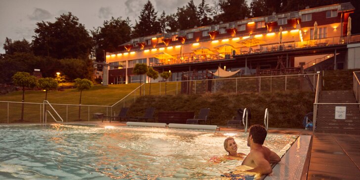 Pobyt na Monínci: hotel s vnitřním bazénem, vířivkou a snídaní