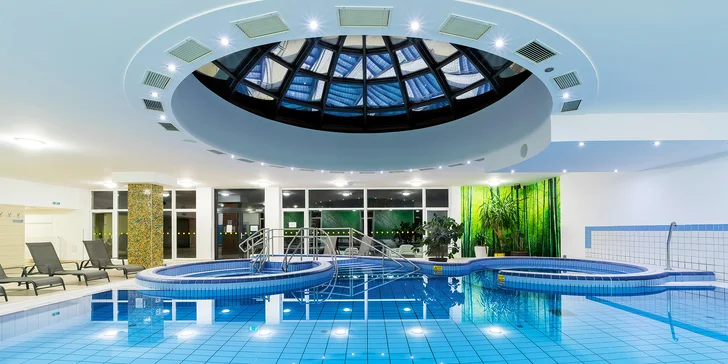 Neomezený wellness a polopenze i návštěva termálních lázní v maďarském Zalakarosi