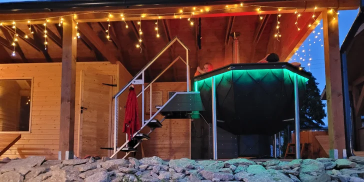 Luxusní chata v Kladské kotlině až pro 8 osob: kuchyňka, gril i sauna