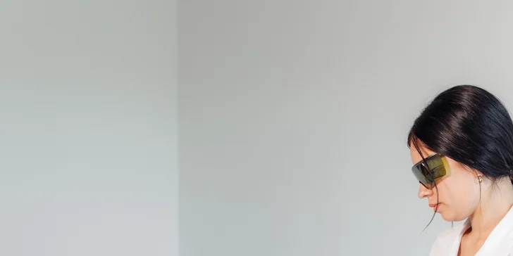 Laserová epilace podpaží, předloktí, obličeje, nohou nebo brazilská