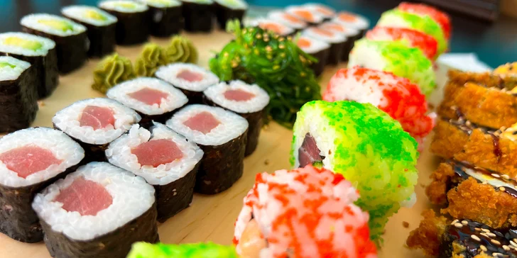 Sushi v centru Frýdku-Místku: sety o 46 i 98 ks i se salátkem z mořských řas