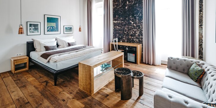Luxusní hotel jen kousek od Prahy: pokoj či apartmá se snídaní
