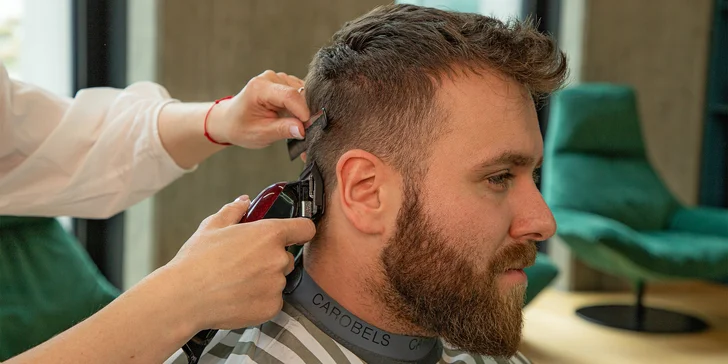 Stylový účes i úprava vousů v novém pánském holičství eBarber na Praze 6
