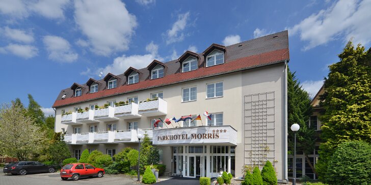 Park Hotel Morris ve sklářském ráji: pobyt s polopenzí, na výběr levandulový, hřejivý nebo dámská jízda