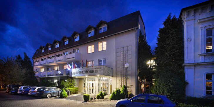 Park Hotel Morris ve sklářském ráji: pobyt s polopenzí, na výběr levandulový, hřejivý nebo dámská jízda