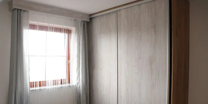 Apartmány v Horní Plané s výhledem na Lipno: venkovní posezení s grilem, infrasauna