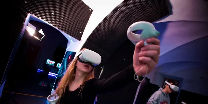 60 minut ve virtuální realitě až pro 4 hráče: střílení, sport i vzdělávání