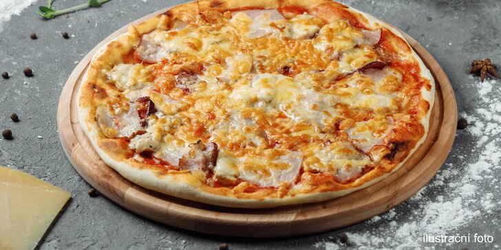 Jedna nebo dvě pizzy o průměru 45 cm podle výběru z 27 druhů