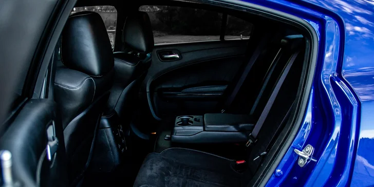 Králem silnic na 12, 24 či 48 hod.: Dodge Charger 5.7 V8 HEMI s výkonem 400 koní