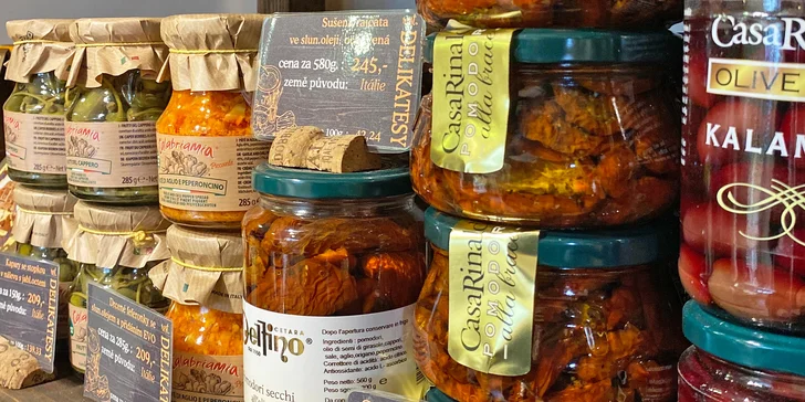Vouchery do obchodu s delikatesami v Podolí: sýry, uzeniny, olivy, pečivo i vína a bio limonády