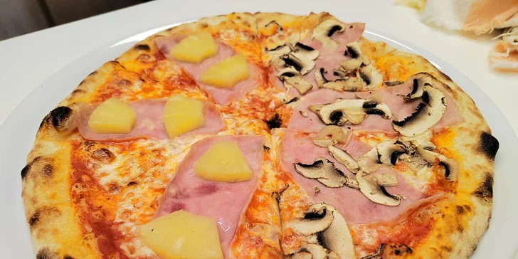 Jedna či dvě pizzy dle výběru z 10 druhů na Starém Městě