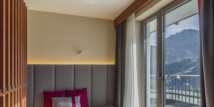 Luxusní hotel v Korutanech přímo v lyžařském areálu: plná penze a wellness