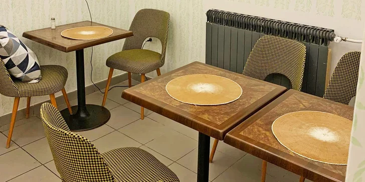 Obědové menu pro 1 i 2 osoby nedaleko Flory: polévka, hlavní chod a nápoj dle výběru z denní nabídky