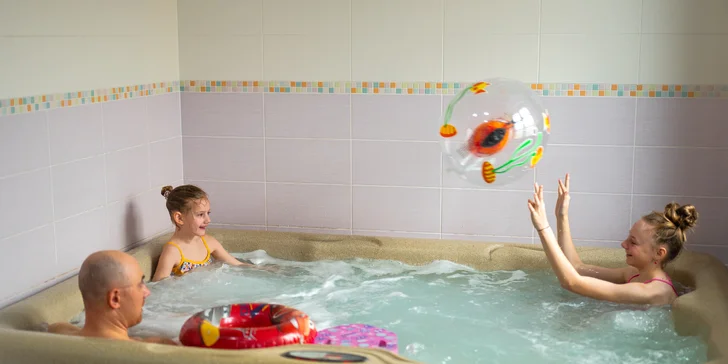 Dolní Lomná v Beskydech: rodinné apartmány s kuchyňkou i hodinka v privátním wellness