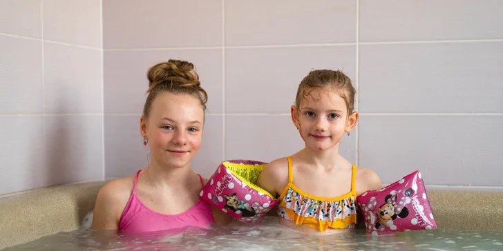 Dolní Lomná v Beskydech: rodinné apartmány s kuchyňkou i hodinka v privátním wellness