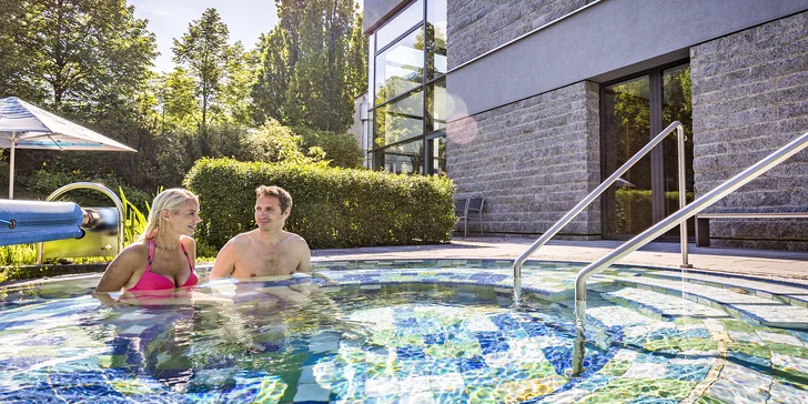 2-3 h ve vodním a wellness světě Sibyllenbad, masáž se zábalem a večeře nebo i oběd