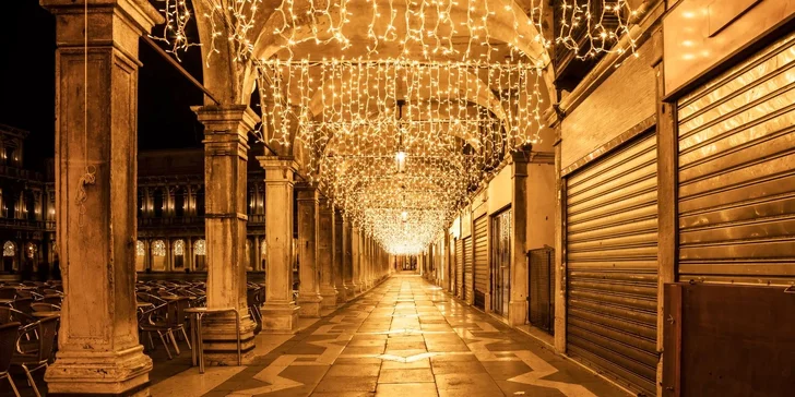 Užijte si adventní atmosféru v Benátkách: letecká doprava a 3 noci se snídaní