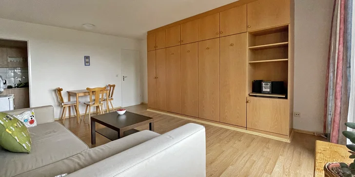 Pronájem apartmánu na německé straně Šumavy i vstupy do wellness s krytým bazénem a saunou