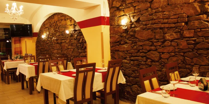 Otevřený voucher v hodnotě 250–1500 Kč na cokoli z menu v indické a bagladéšské restauraci