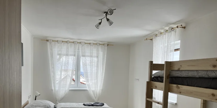 Idylka v Českém ráji: vybavené apartmány pod Kozákovem až pro 8 osob
