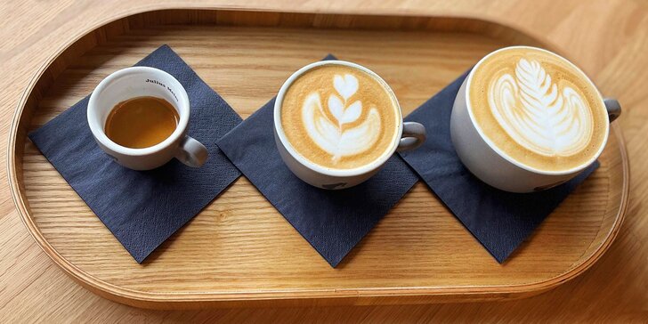 Káva, čaj nebo limonáda a dort dle výběru v nové kavárně Cafe Residence v Braníku