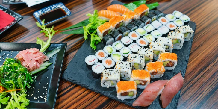 Sushi sety s 26 až 85 kousky: maki, nigiri a další rolky s rybami i zeleninou
