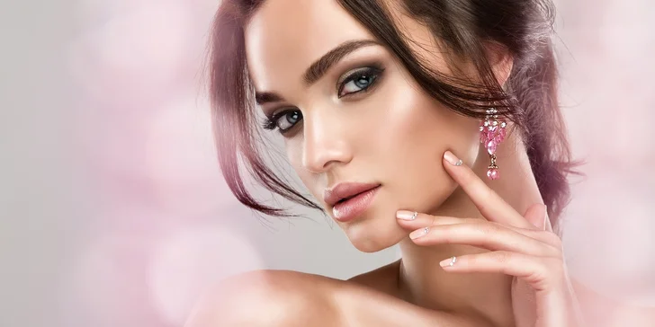Obočí bez starostí: Permanentní make-up rtů či obočí pudrovou metodou