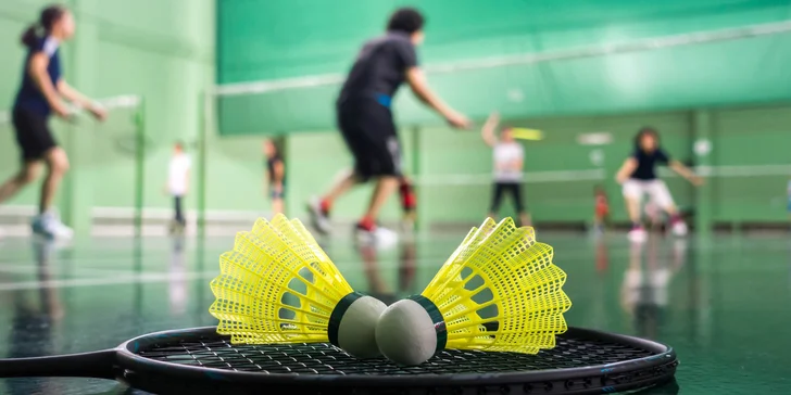 Měsíční nebo čtvrtletní startovné v amatérské lize v raketových sportech