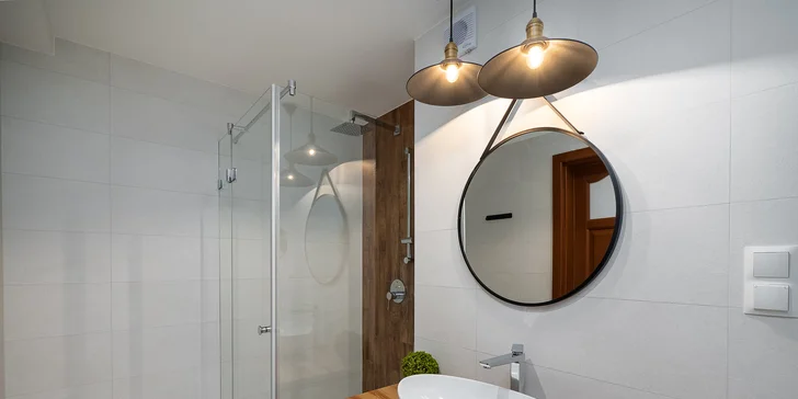 Lesní apartmány blízko aquaparku Terma Bania: privátní wellness, snídaně a slevy na zábavu