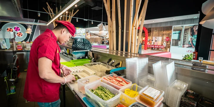 Otevřený voucher v hodnotě 250-500 Kč do podniku SUMO sushi & grill restaurant