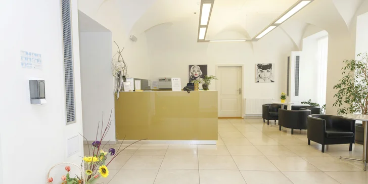 Pobyt v centru Karlových Varů s polopenzí i wellness či předepsanými procedurami