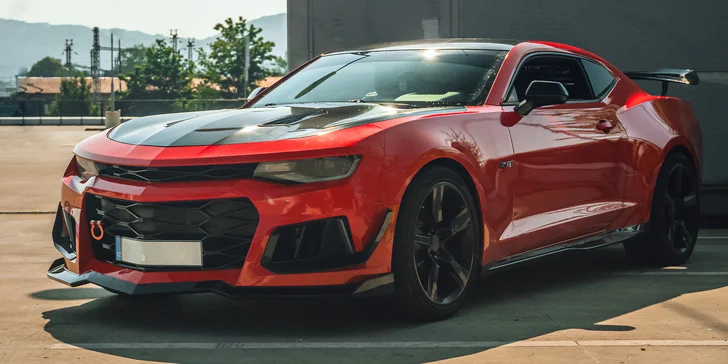 Zážitková jízda v brutálním Camaru SS ZL1 paket: pronájem vozu na 20 min. i 24 hodin