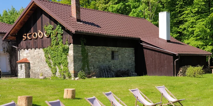 Romantický pobyt se snídaní a hodinou privátního wellness v zámečku na Čeladné