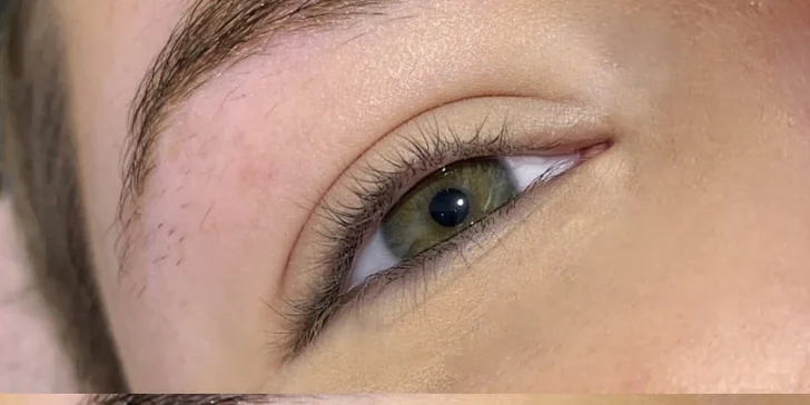 Svůdný pohled: laminace obočí, lash lifting i prodlužování řas metodou 1D-5D