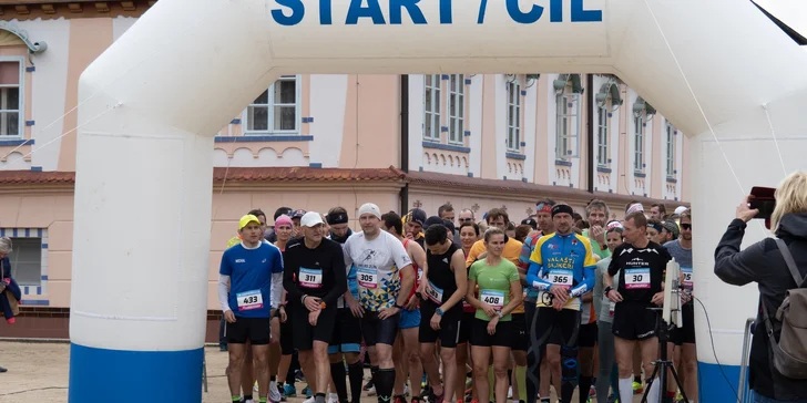 Startovné na závodní běhy v Luhačovicích: desítka, štafeta i půlmaraton