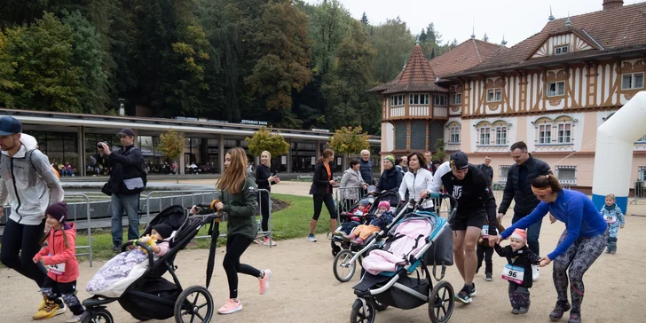 Startovné na závodní běhy v Luhačovicích: desítka, štafeta i půlmaraton