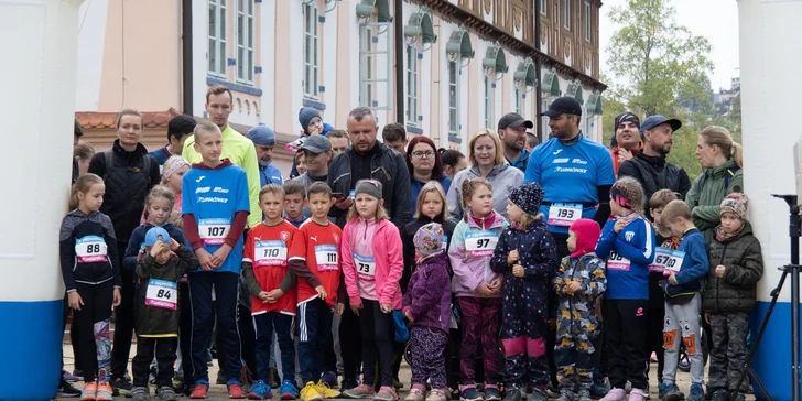 Startovné na závodní běhy v Luhačovicích: desítka, štafeta i půlmaraton