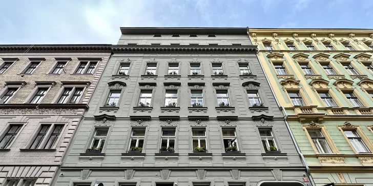 Pobyt v novém designovém hotelu v Karlíně: snídaně do postele i privátní wellness